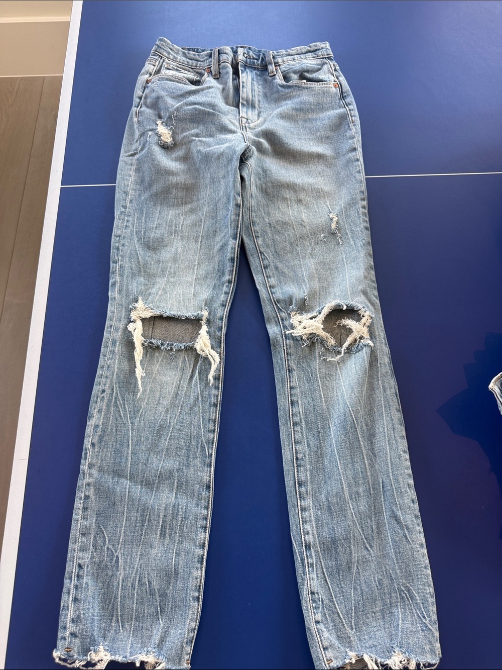 Light Blue Distressed Women’s Jeans Blanknyc size 26 Lafayette high rise wide